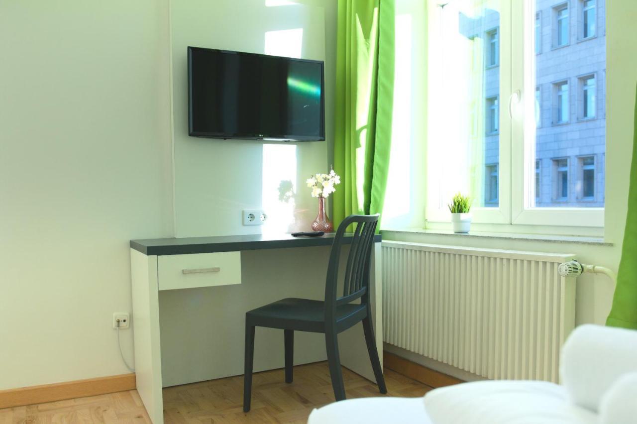 Bestprice Hotel Aachen Hauptbahnhof Aarchen Exterior foto